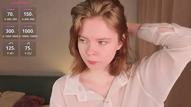  – webcam model profile photo Image 7
