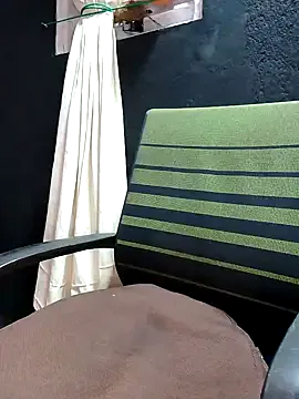 PumaShyXD – webcam model profile photo Image 16