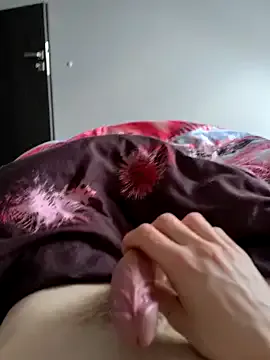 PumaShyXD – webcam model profile photo Image 6