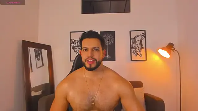 841_yayoi – webcam model profile photo Image 4