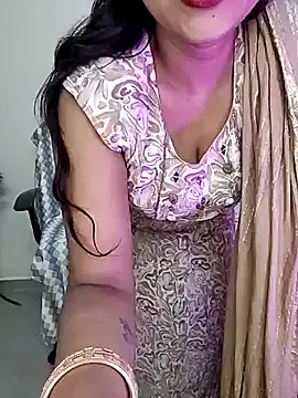kaamuk_shweta Image 11