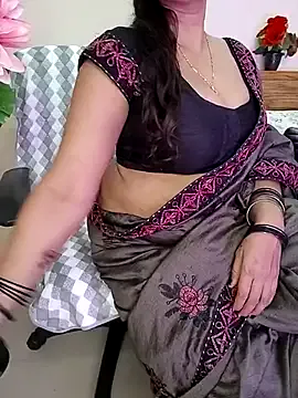 kaamuk_shweta Image 3