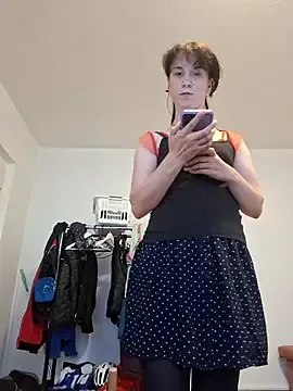 – webcam model profile photo Image 8