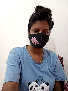 NANA_7 – webcam model profile photo Image 5