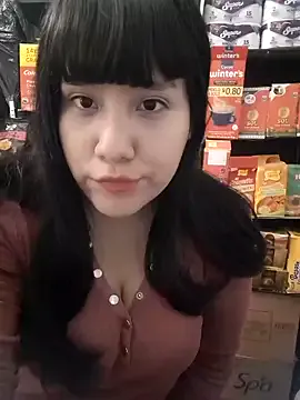 maataaan – webcam model profile photo Image 19