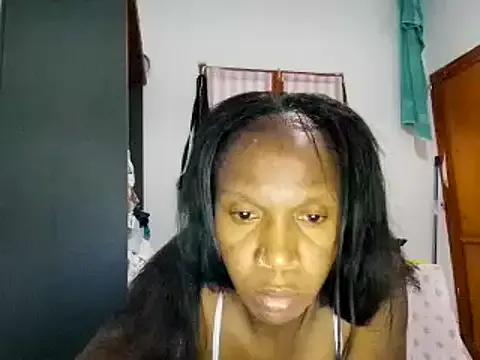 AKO_o0 – webcam model profile photo Image 2