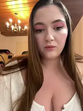 Cum_girlss – webcam model profile photo Image 4