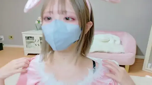 ClaireBree – webcam model profile photo Image 3