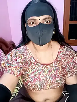 oxo_yuna_oxo – webcam model profile photo Image 5