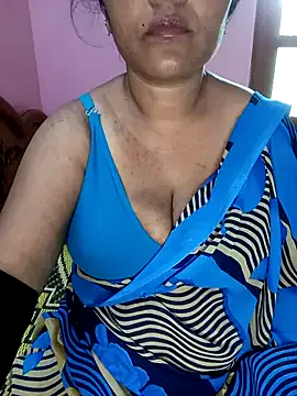 oxo_yuna_oxo – webcam model profile photo Image 6