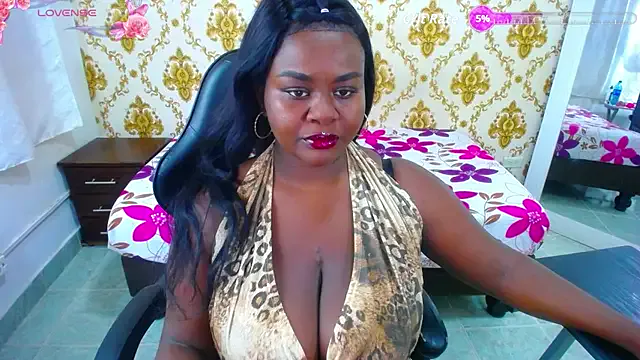AddisonArt – webcam model profile photo Image 10