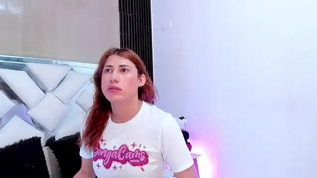 Yui-Ch – webcam model profile photo Image 11