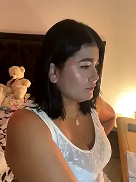 nathi_poyo – webcam model profile photo Image 14