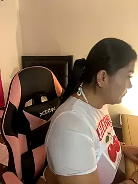 nathi_poyo – webcam model profile photo Image 17