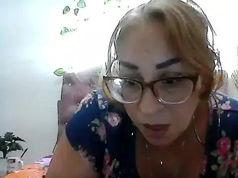 Humsafar-HDX-13 – webcam model profile photo Image 14