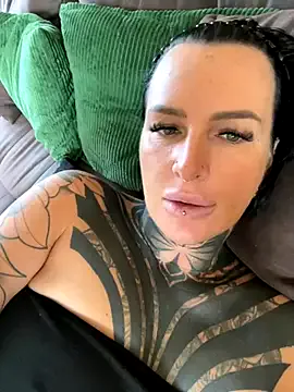 PumaShyXD – webcam model profile photo Image 19