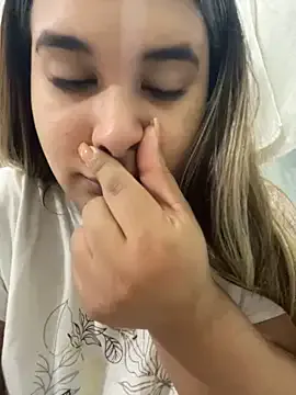 noa_chi – webcam model profile photo Image 17