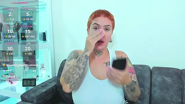 Mia--meow – webcam model profile photo Image 12