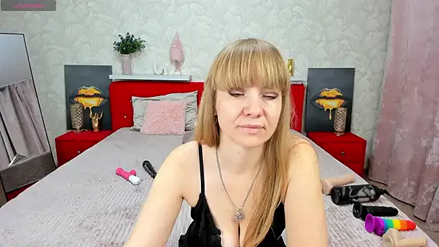 _Alice_1 – webcam model profile photo Image 11