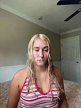  – webcam model profile photo Image 9