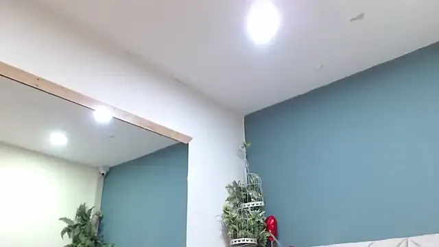 Megu_Melon – webcam model profile photo Image 3