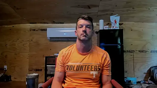roouse – webcam model profile photo Image 16