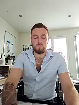 FragrantWind5 – webcam model profile photo Image 10