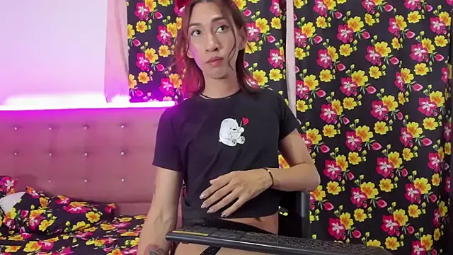 hiroto11058 – webcam model profile photo Image 9