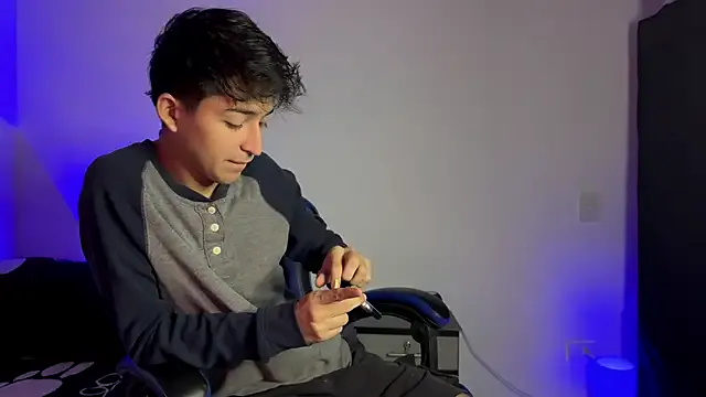 Mia--meow – webcam model profile photo Image 7