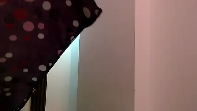 Mia--meow – webcam model profile photo Image 5