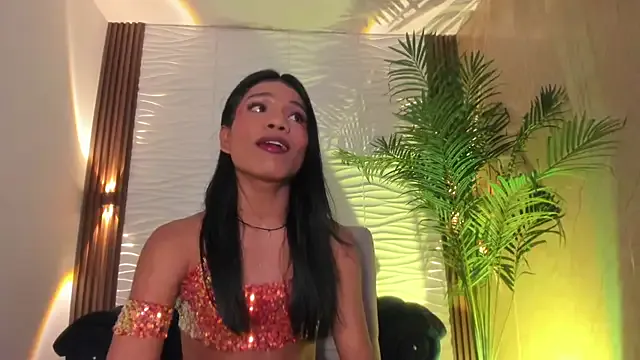 _Alicee_1 – webcam model profile photo Image 5