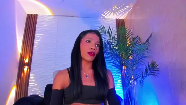 _Alicee_1 – webcam model profile photo Image 8