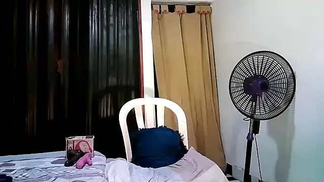 Princess_Rousse – webcam model profile photo Image 4