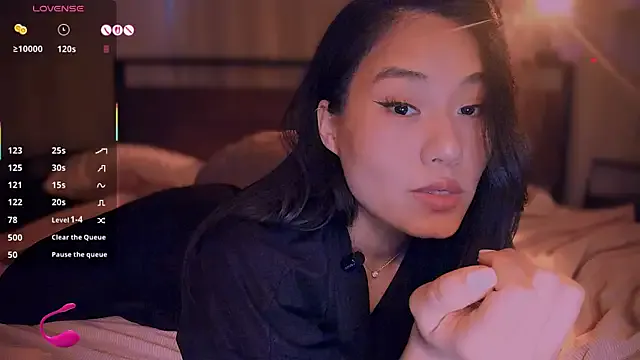 Lusty_Rose01 – webcam model profile photo Image 7