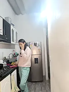 Humsafar-HDX-13 – webcam model profile photo Image 10