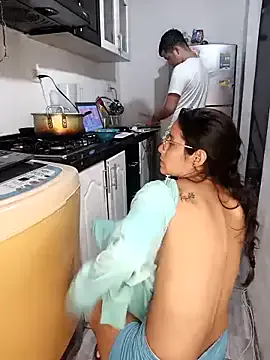 Humsafar-HDX-13 – webcam model profile photo Image 5