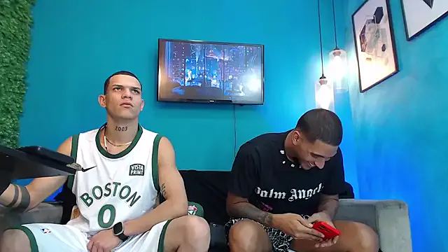 Yui-Ch – webcam model profile photo Image 14