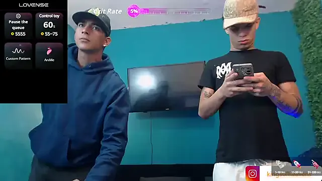 Yui-Ch – webcam model profile photo Image 6