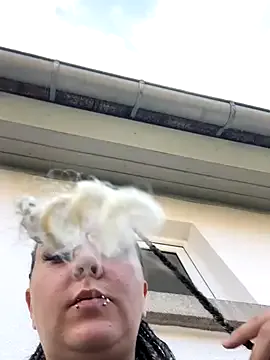 oxo_yuna_oxo – webcam model profile photo Image 10