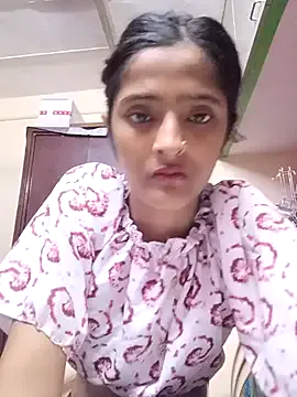 maataaan – webcam model profile photo Image 18