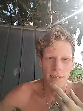 FroggyAnna – webcam model profile photo Image 9