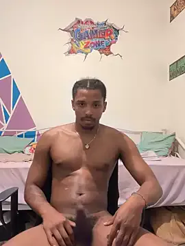 zui_lu – webcam model profile photo Image 8