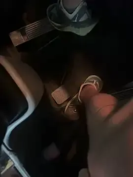 NANA_7 – webcam model profile photo Image 5