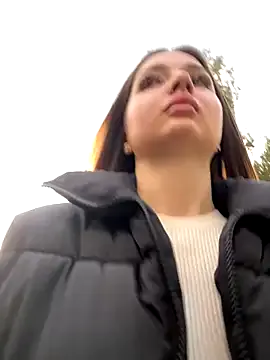 zui_lu – webcam model profile photo Image 16