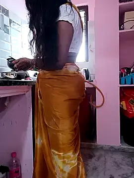 maataaan – webcam model profile photo Image 16