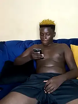 Zeefy – webcam model profile photo Image 2