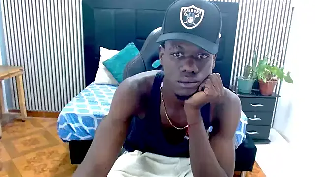 poketkuma – webcam model profile photo Image 18