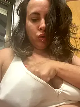Scarlett – webcam model profile photo Image 2