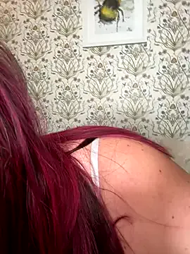 roouse – webcam model profile photo Image 17