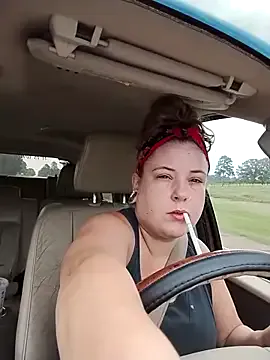 Yui-Ch – webcam model profile photo Image 12